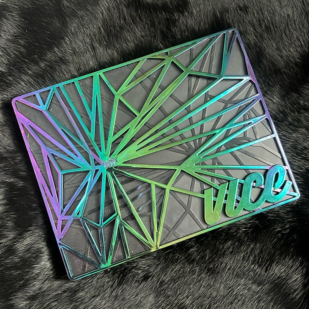 Urban Decay “Vice 4” palette